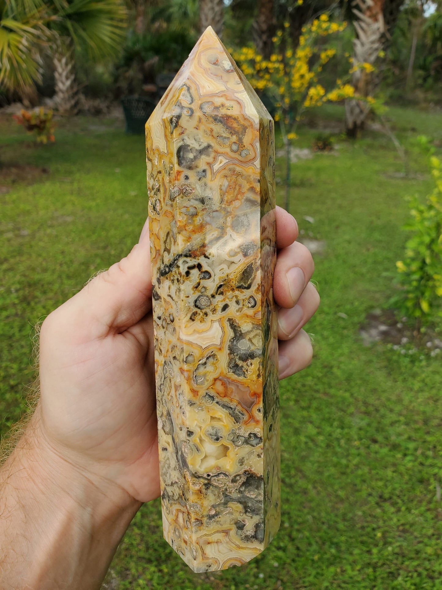 Mexican Crazy Lace Agate Tower 31.4 oz Natural Stone