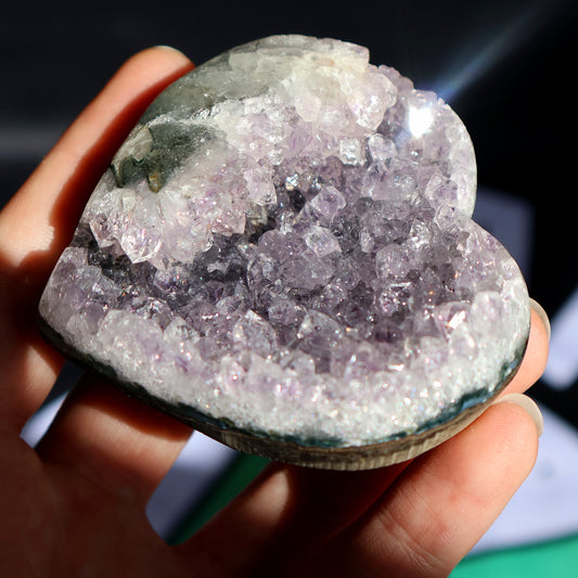 Amethyst Cluster Heart R